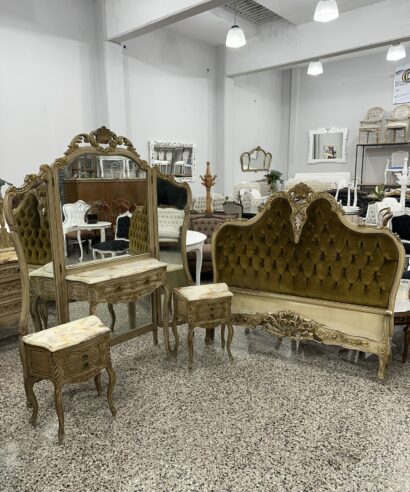 Juego de dormitorio Luis xv Antiguo