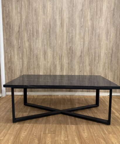 Mesa comedor Base cubo